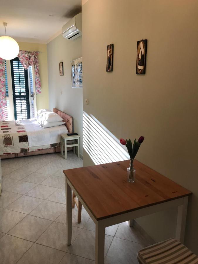 Appartement Studio In The Top Center à Split Extérieur photo