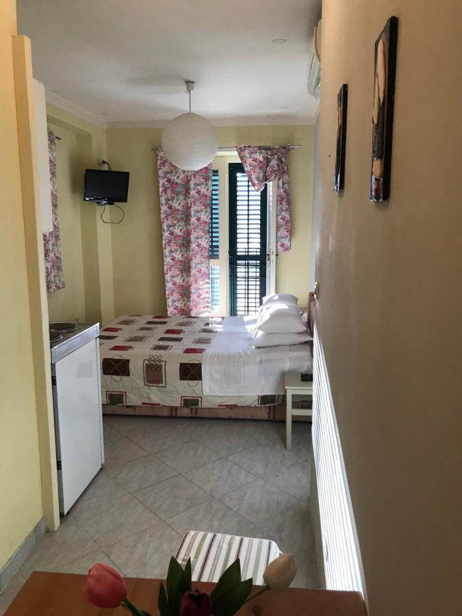 Appartement Studio In The Top Center à Split Extérieur photo
